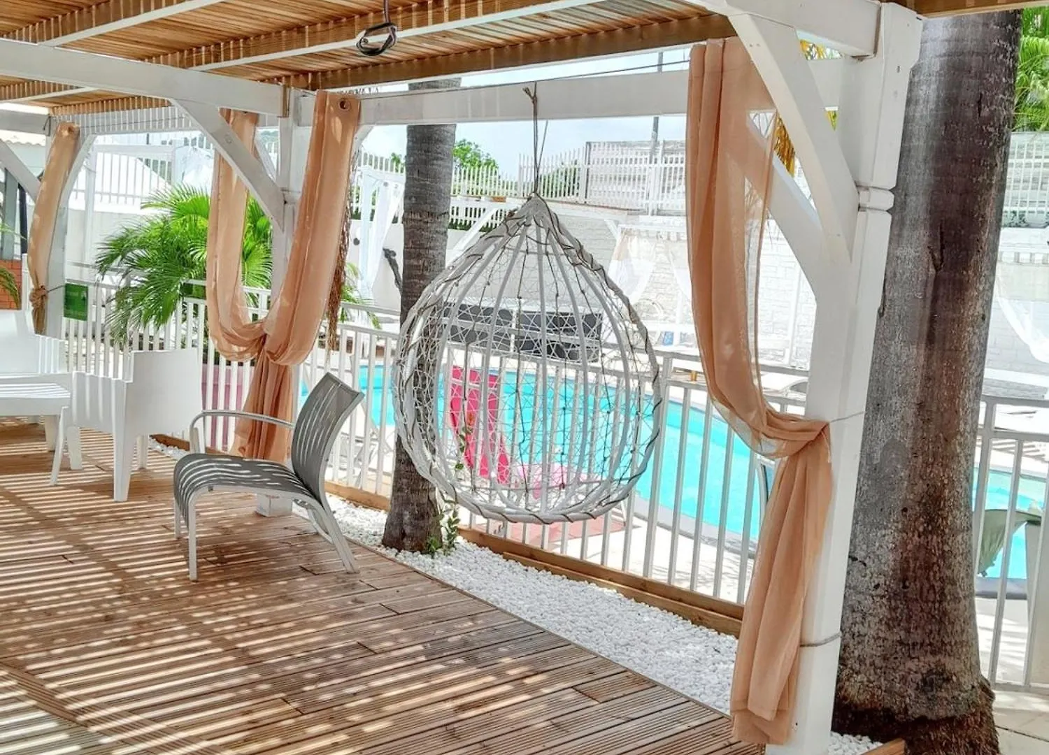 Studio Charmant A Sainte Anne Avec Piscine Partagee 30 M² 0*, Sainte-Anne